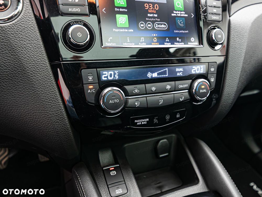 Nissan Qashqai 1.3 DIG-T N-Connecta - 19