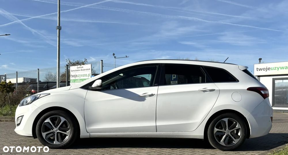 Hyundai i30 1.6 CRDi Comfort - 4