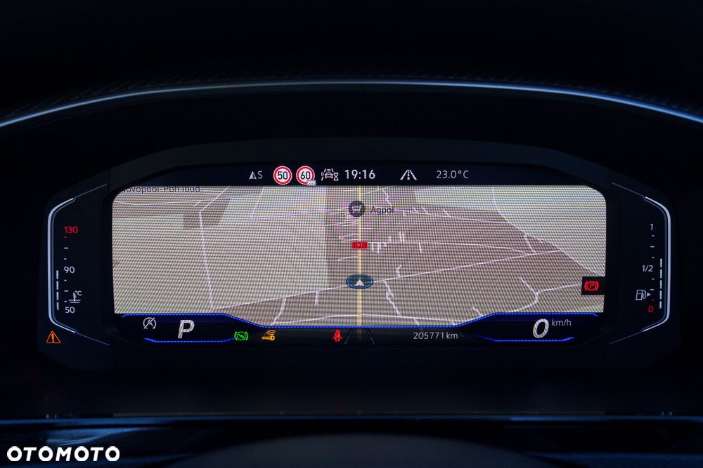 Volkswagen Arteon 2.0 TSI DSG R-Line - 30