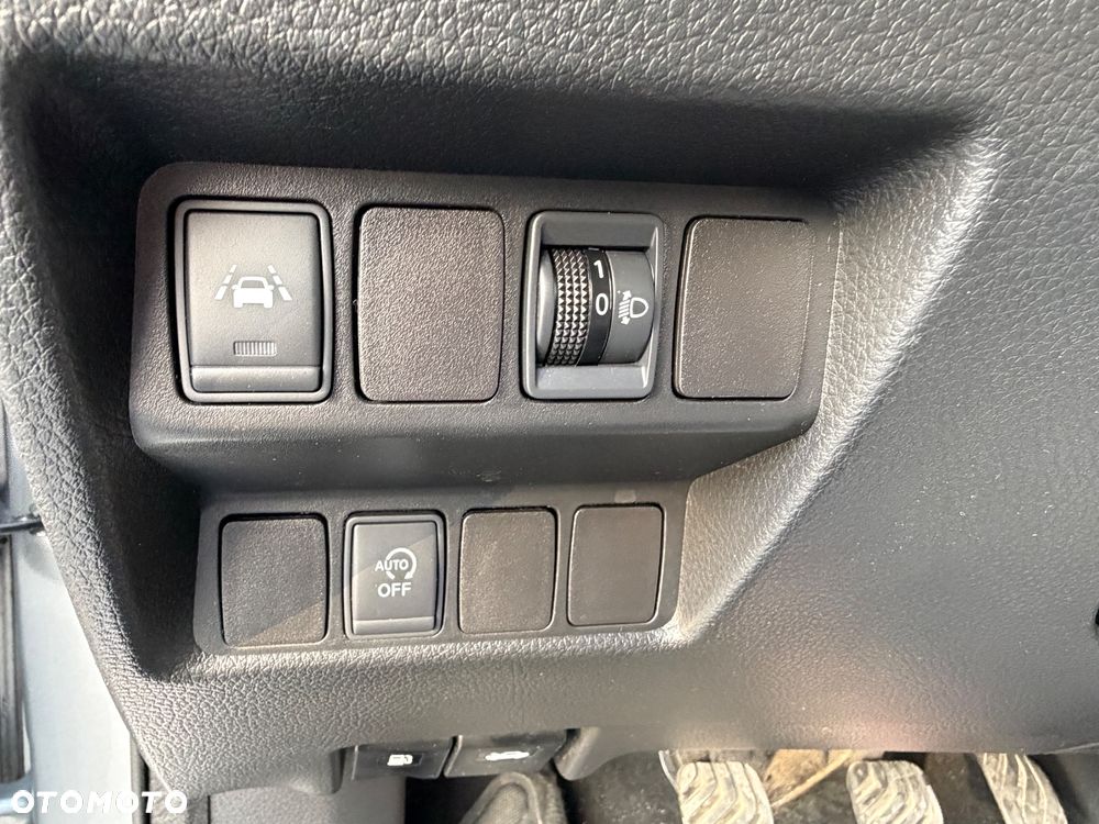 Nissan Qashqai 1.5 dCi N-Connecta - 20