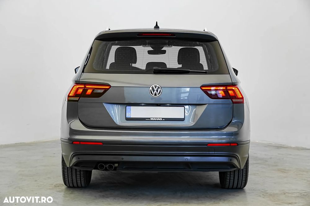 Volkswagen Tiguan 2.0 TDI SCR DSG IQ.DRIVE - 8