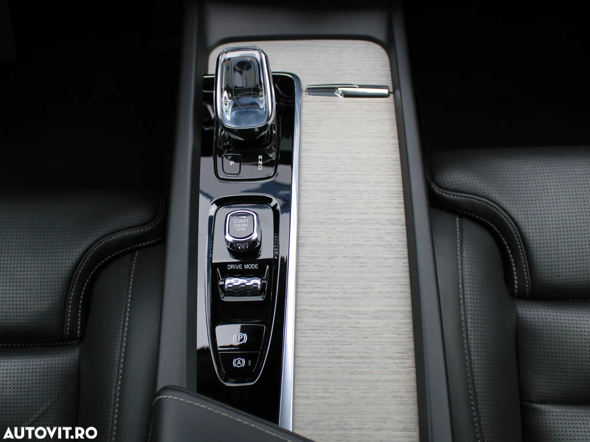 Volvo XC 60 T8 Twin Engine AWD Inscription - 20