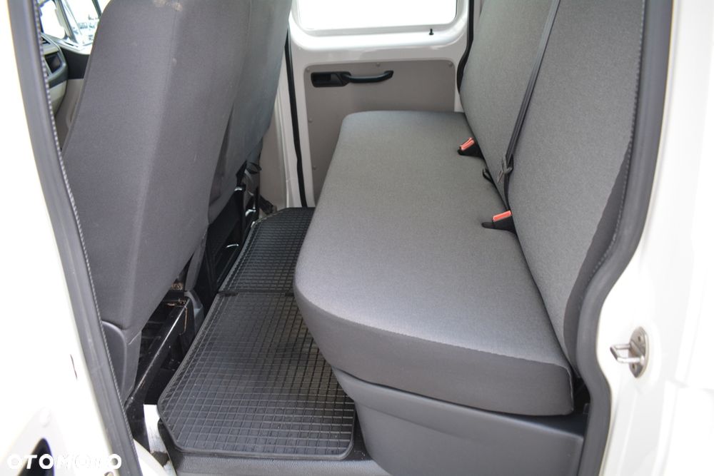Volkswagen TRANSPORTER T6 DOKA - 24