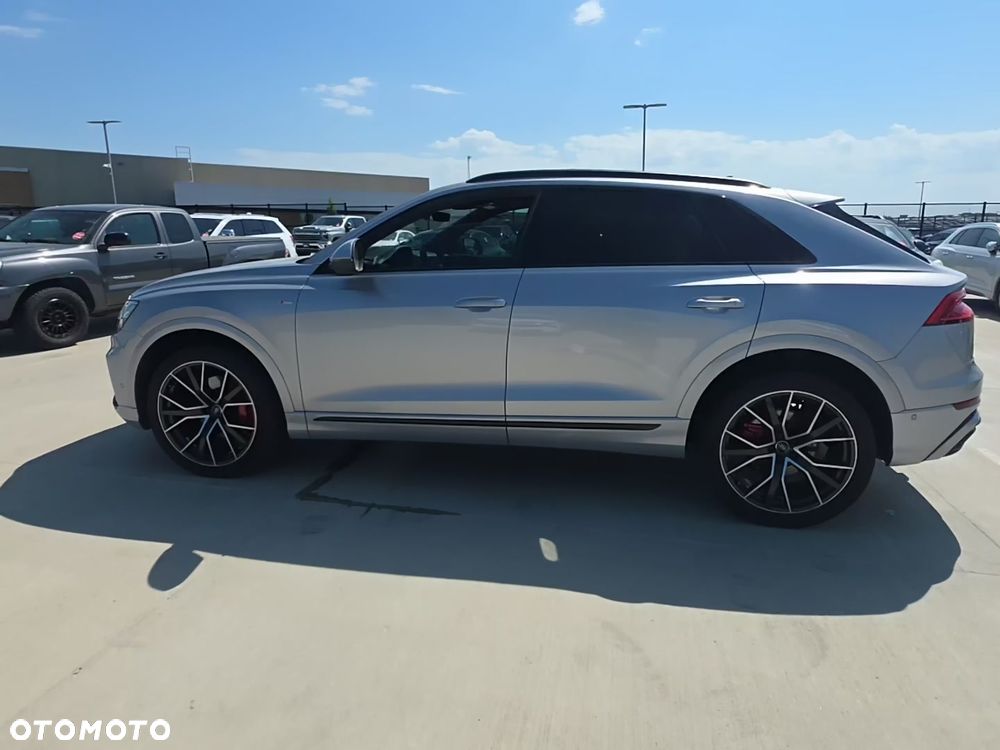 Audi Q8 - 4