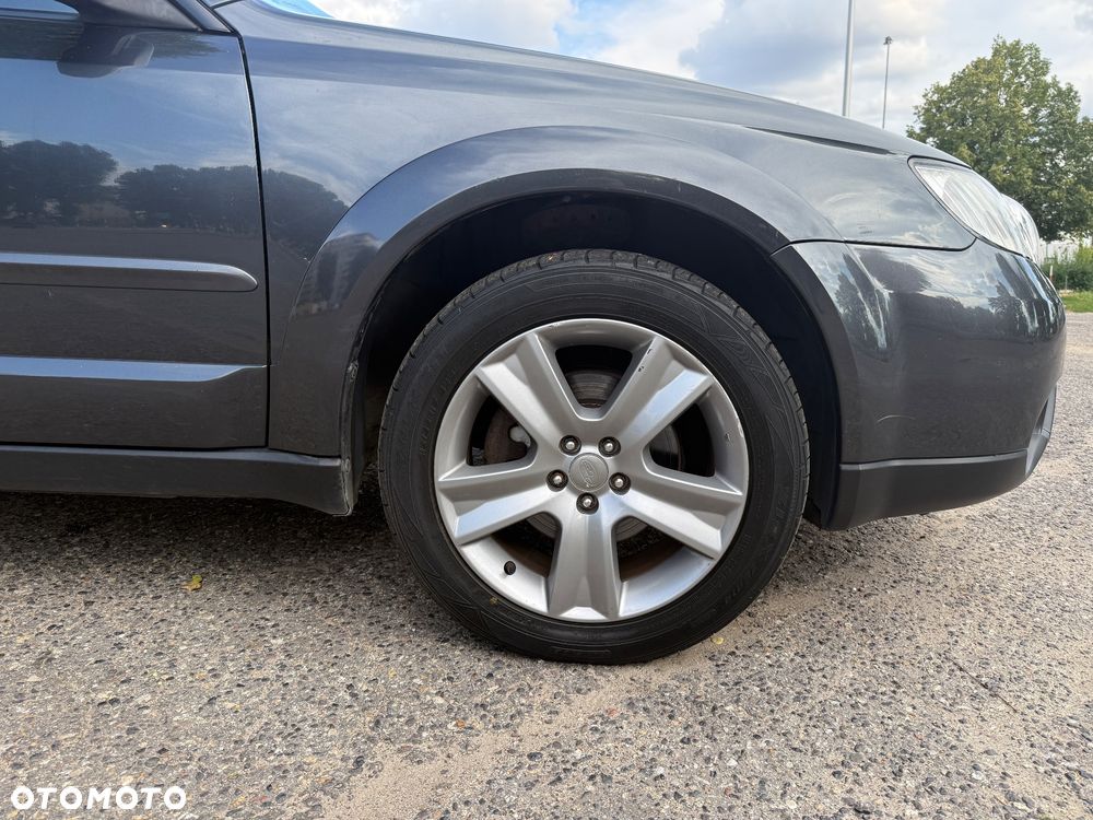 Subaru Outback 2.0D RA HID - 6