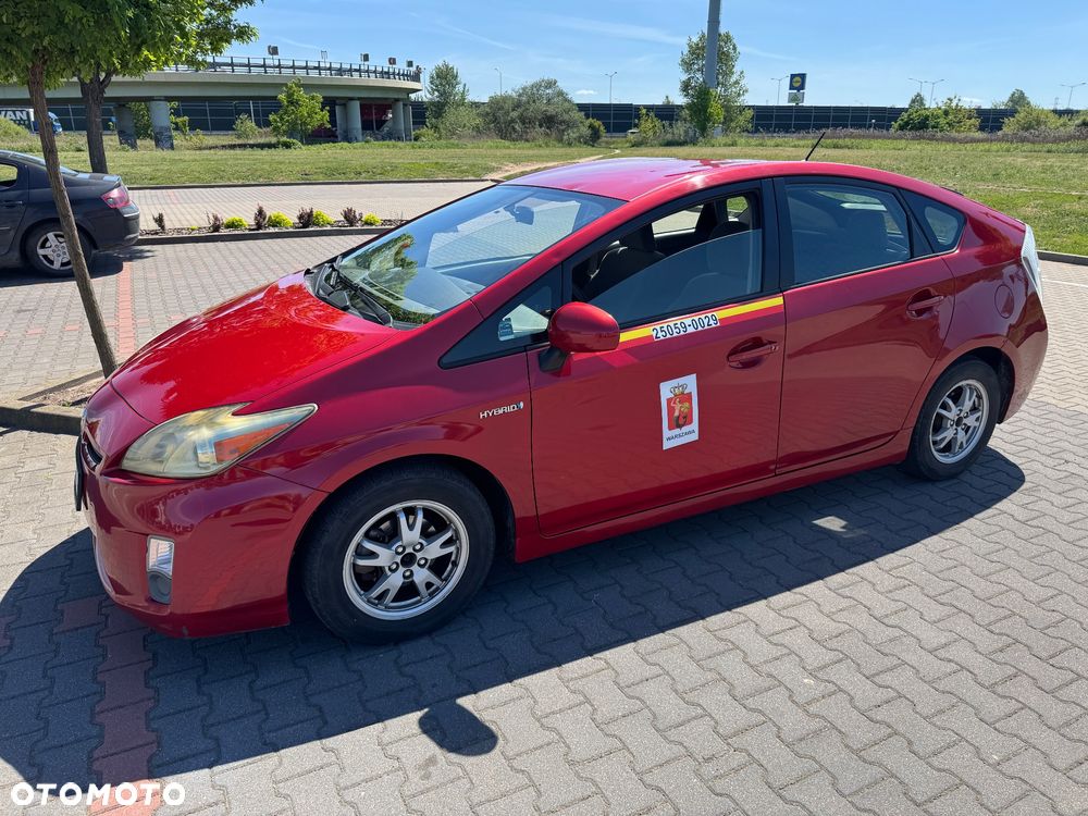 Toyota Prius 1.8 HSD Luna - 1