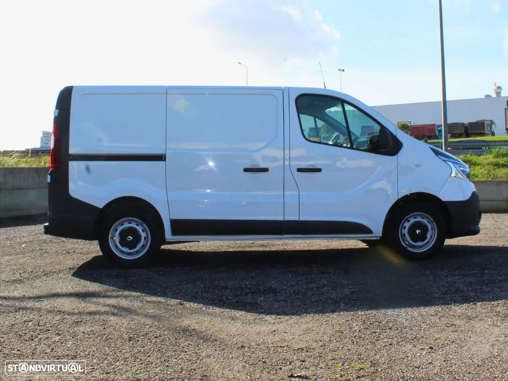 Renault Trafic 2.0 TDCI com IVA - 3