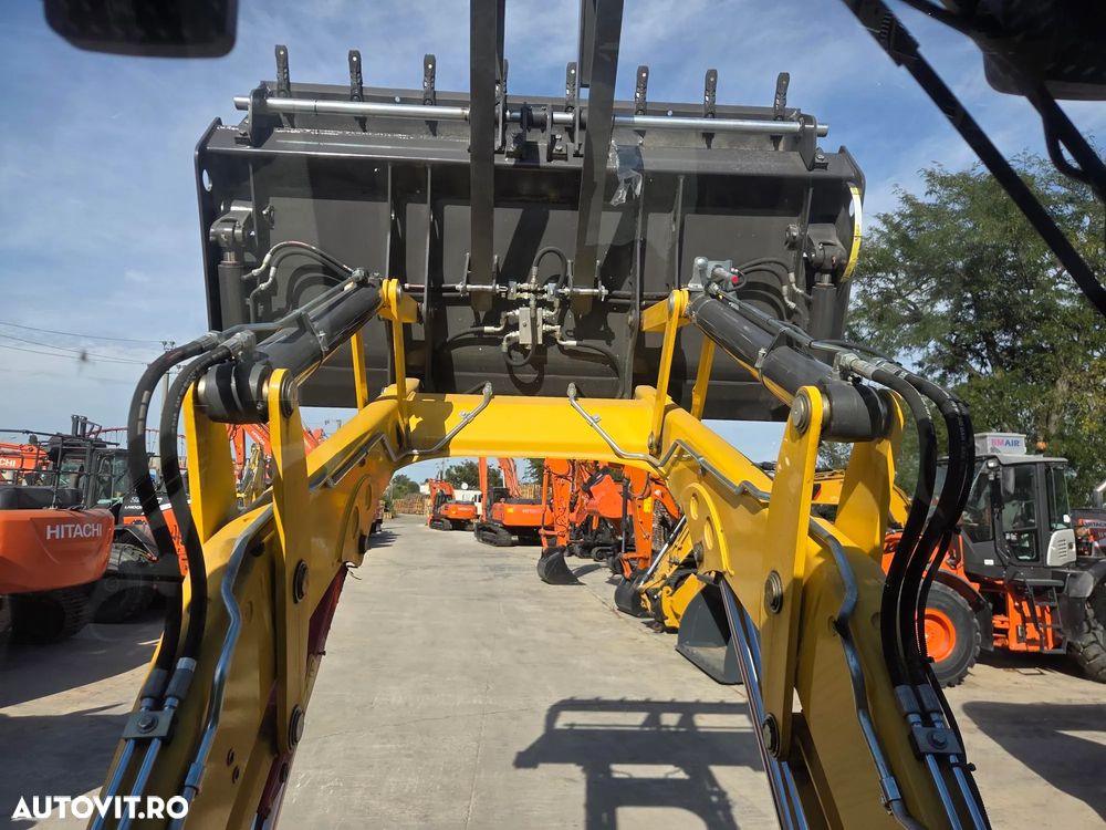 New Holland B110D NOU -nefolosit, FULL OPTION, Masa operatinoala 9,5 tone, motor 120CP euro6 cu Ad Blue, Certificat CE Atestat RAR, Cupa multifuncitonala 4x1, FURCI paleti, Brat excavare extensibil, anv MICHELIN, Aer cond, cutie POWERSHIFT, PROMOTIE 84900 EUR+T - 33
