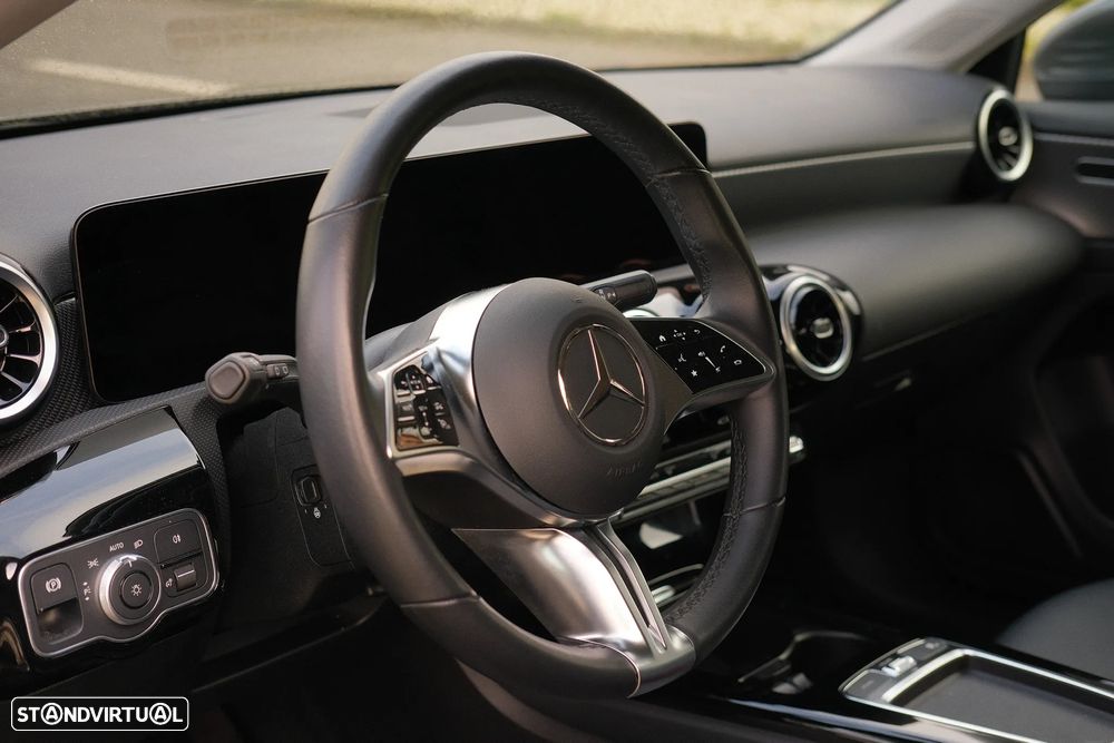 Mercedes-Benz A 250 e - 15