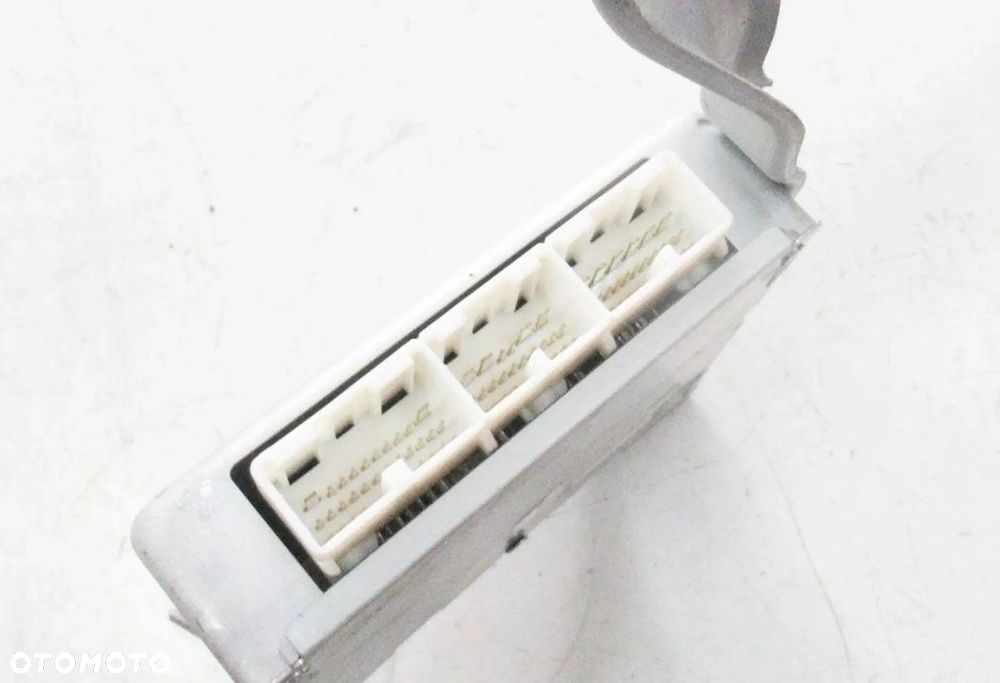 TOYOTA LAND CRUISER J120 STEROWNIK KOMPUTER ZAWIESZENIA 8929360032 - 3