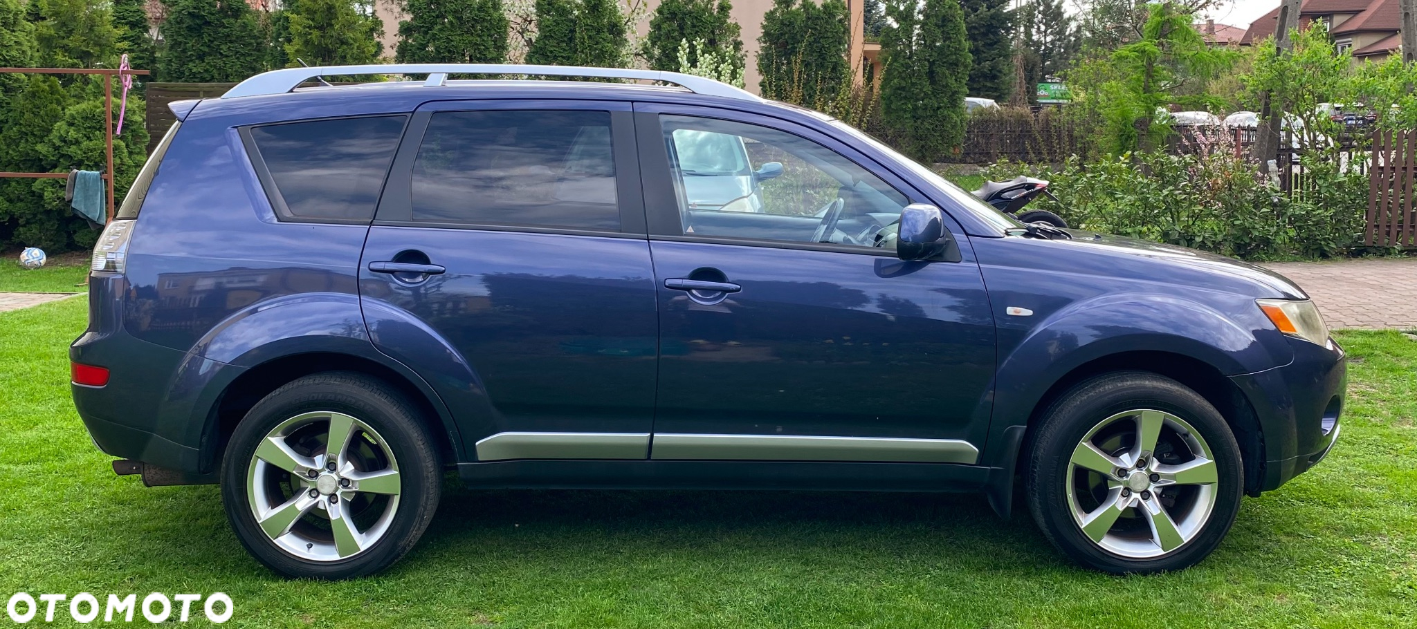Mitsubishi Outlander 2.4 2WD - 4