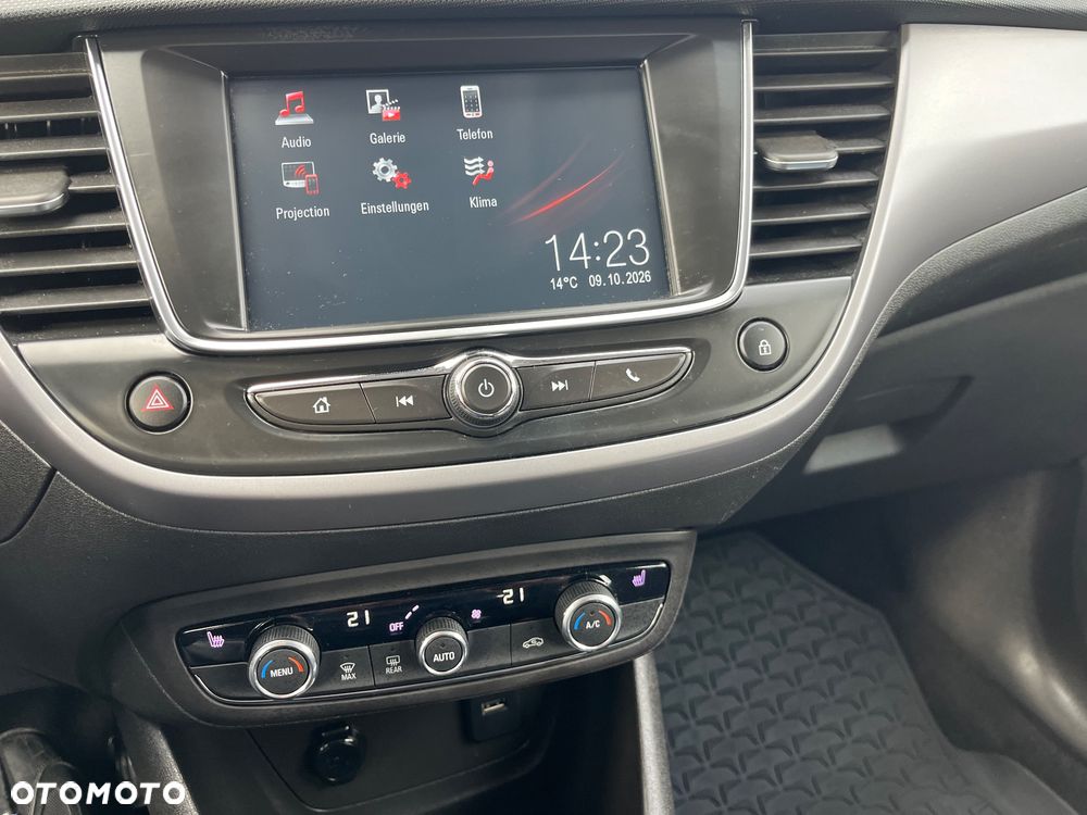 Opel Crossland X - 10
