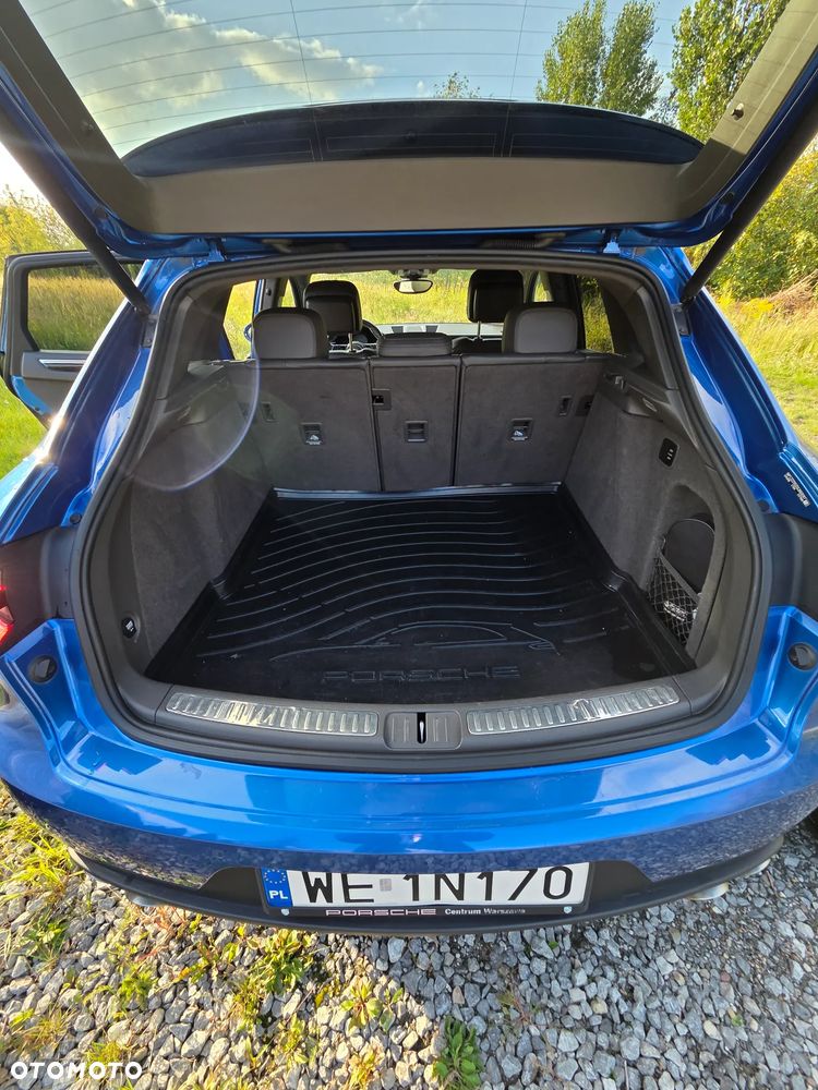 Porsche Macan - 16
