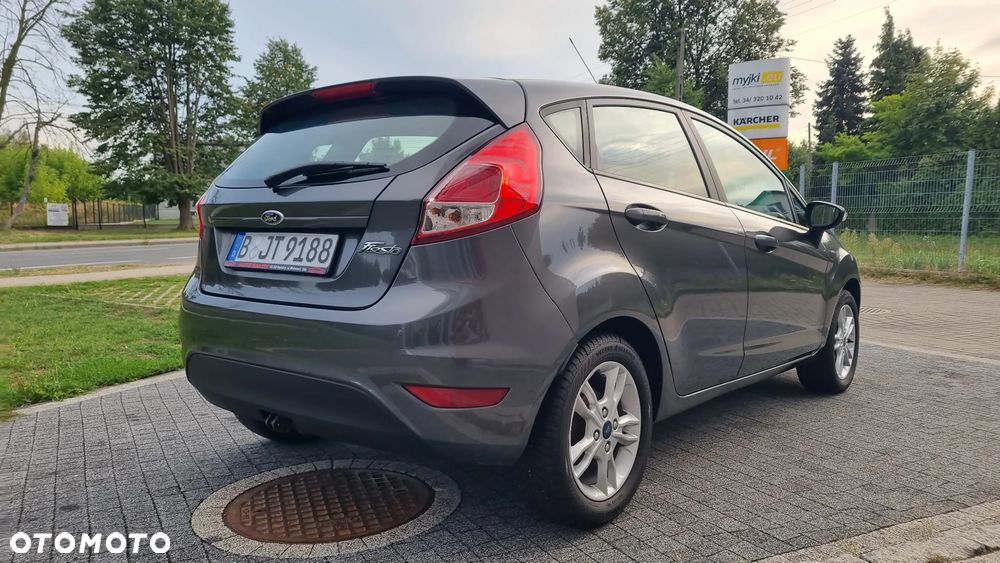 Ford Fiesta - 8