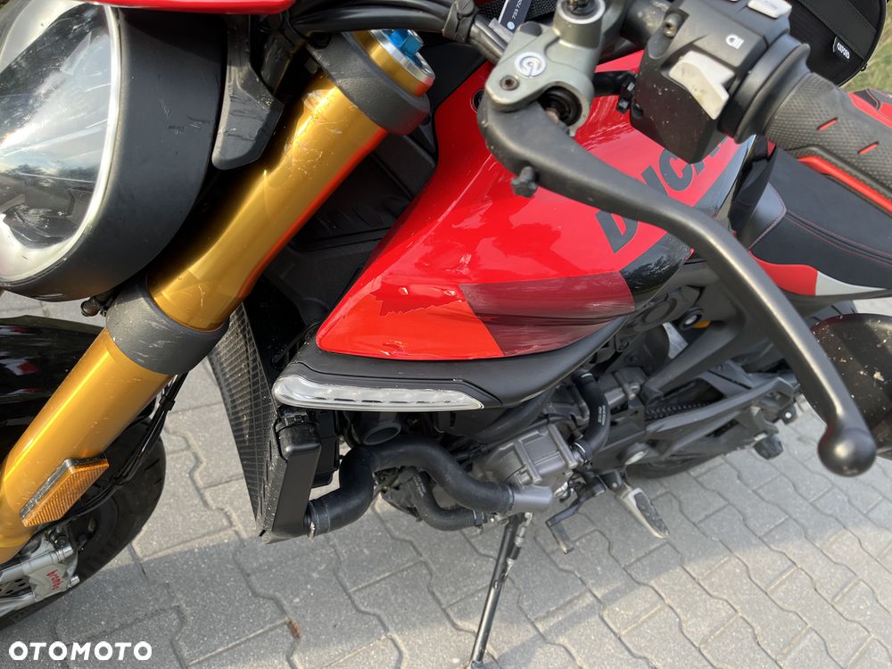 Ducati Monster - 9