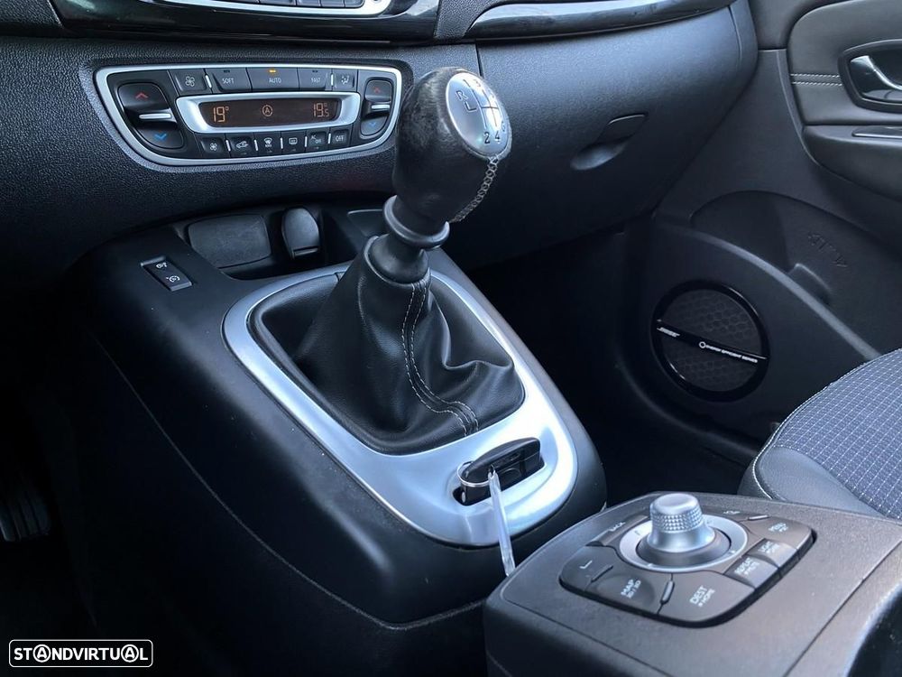 Renault Grand Scénic 1.5 dCi Bose Edition 7L - 20