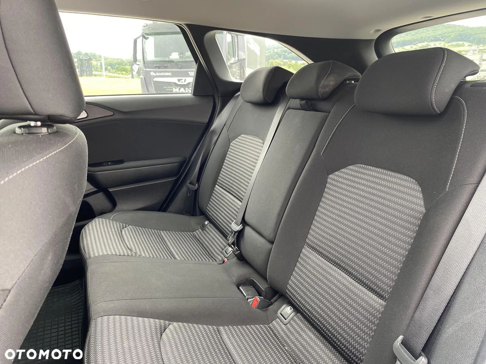 Kia Ceed 1.5 T-GDI M - 15