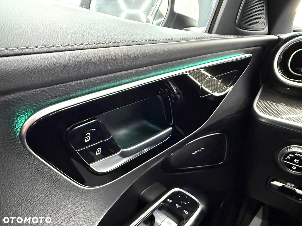 Mercedes-Benz Klasa C 220 d 9G-TRONIC AMG Line - 22