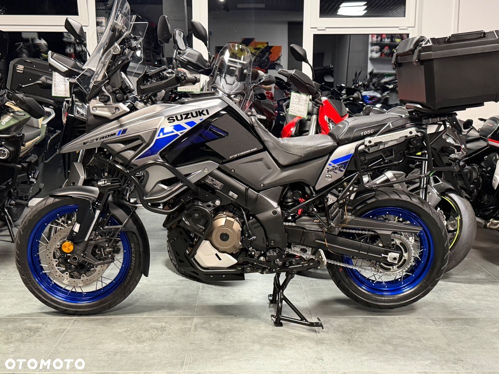 Suzuki V-STROM - 28