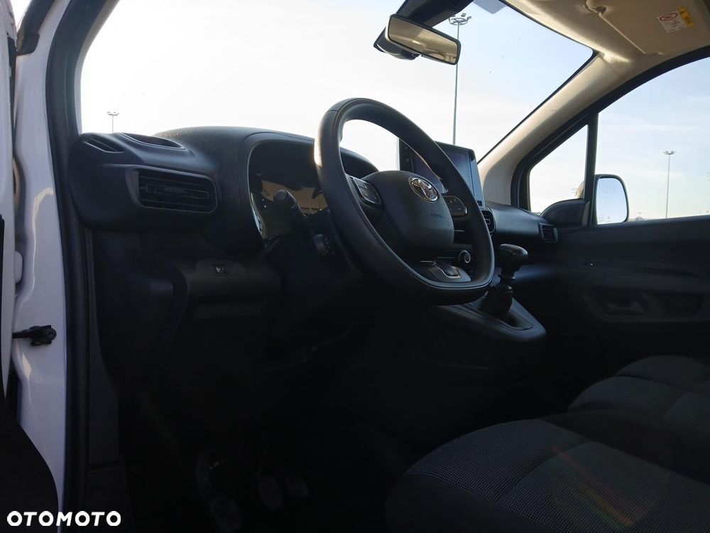 Toyota PROACE CITY - 16