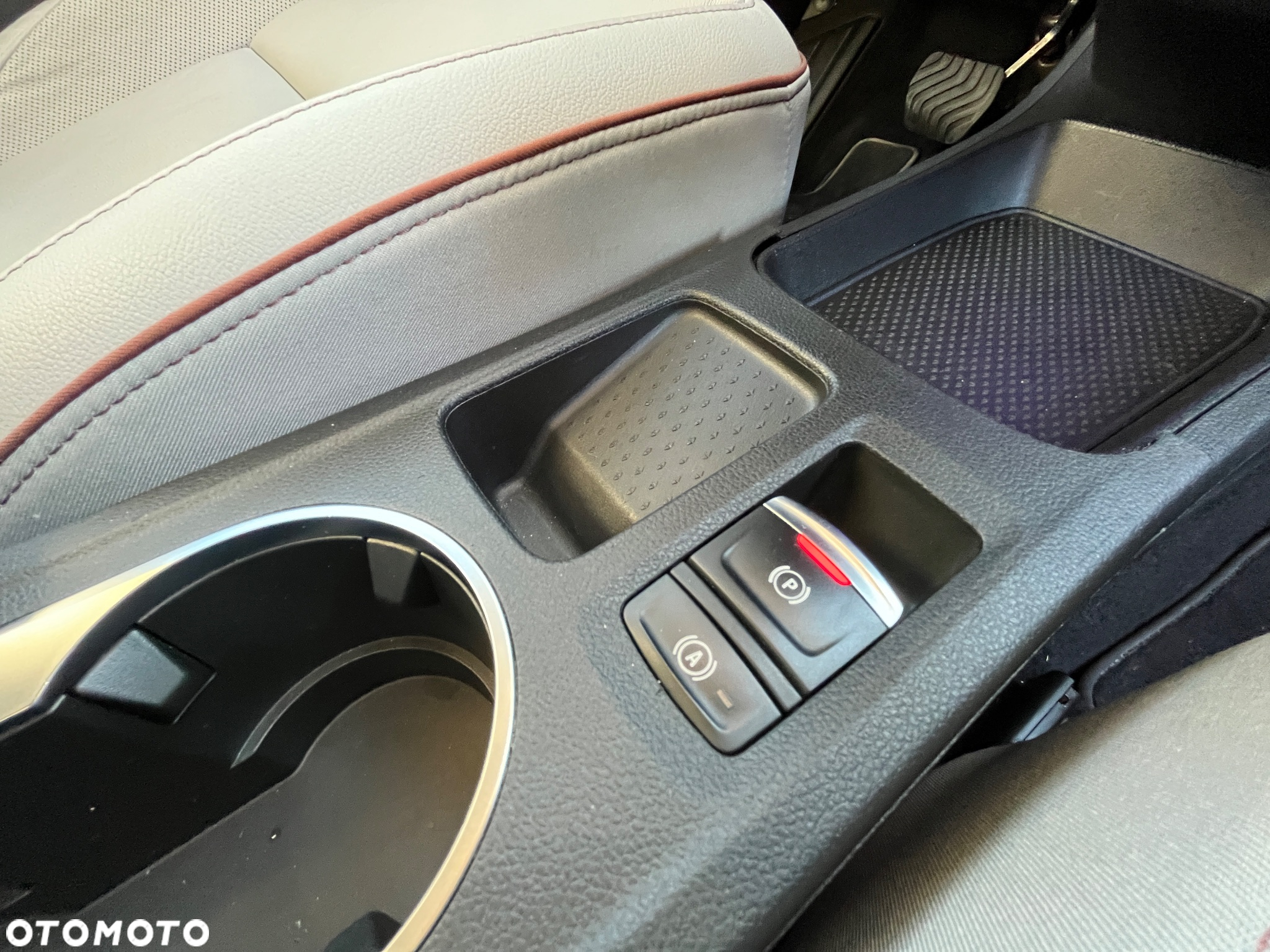 Renault Captur 1.3 TCe Intens EDC - 29