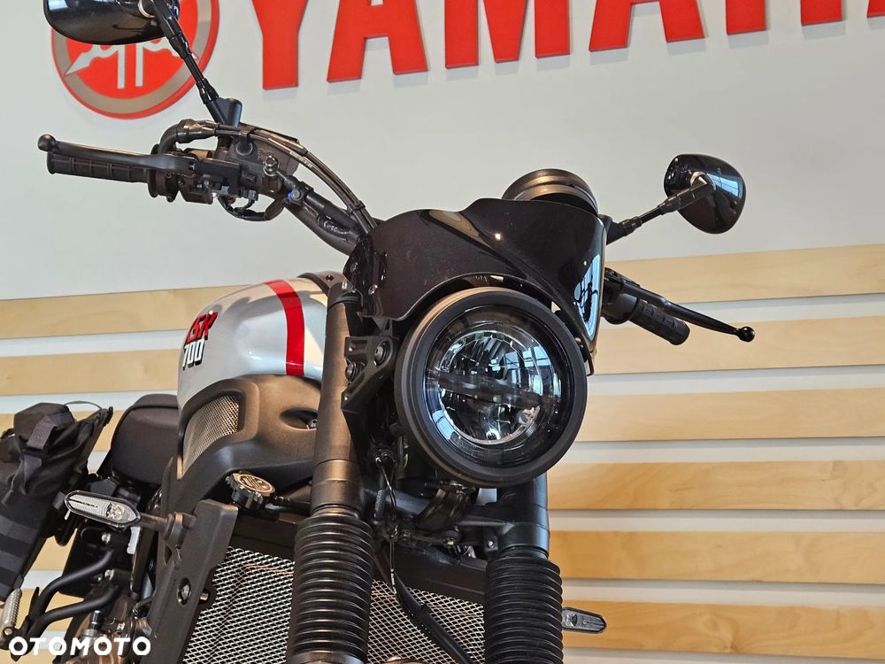 Yamaha XSR - 13