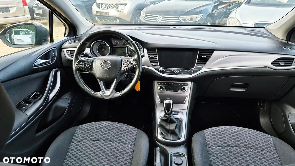 Opel Astra 1.4 Turbo Innovation - 34