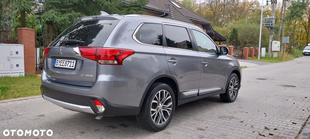 Mitsubishi Outlander 2.2 DI-D 2WD Plus - 3