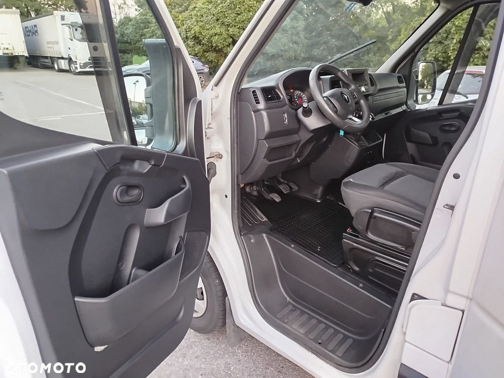 Renault Master - 15
