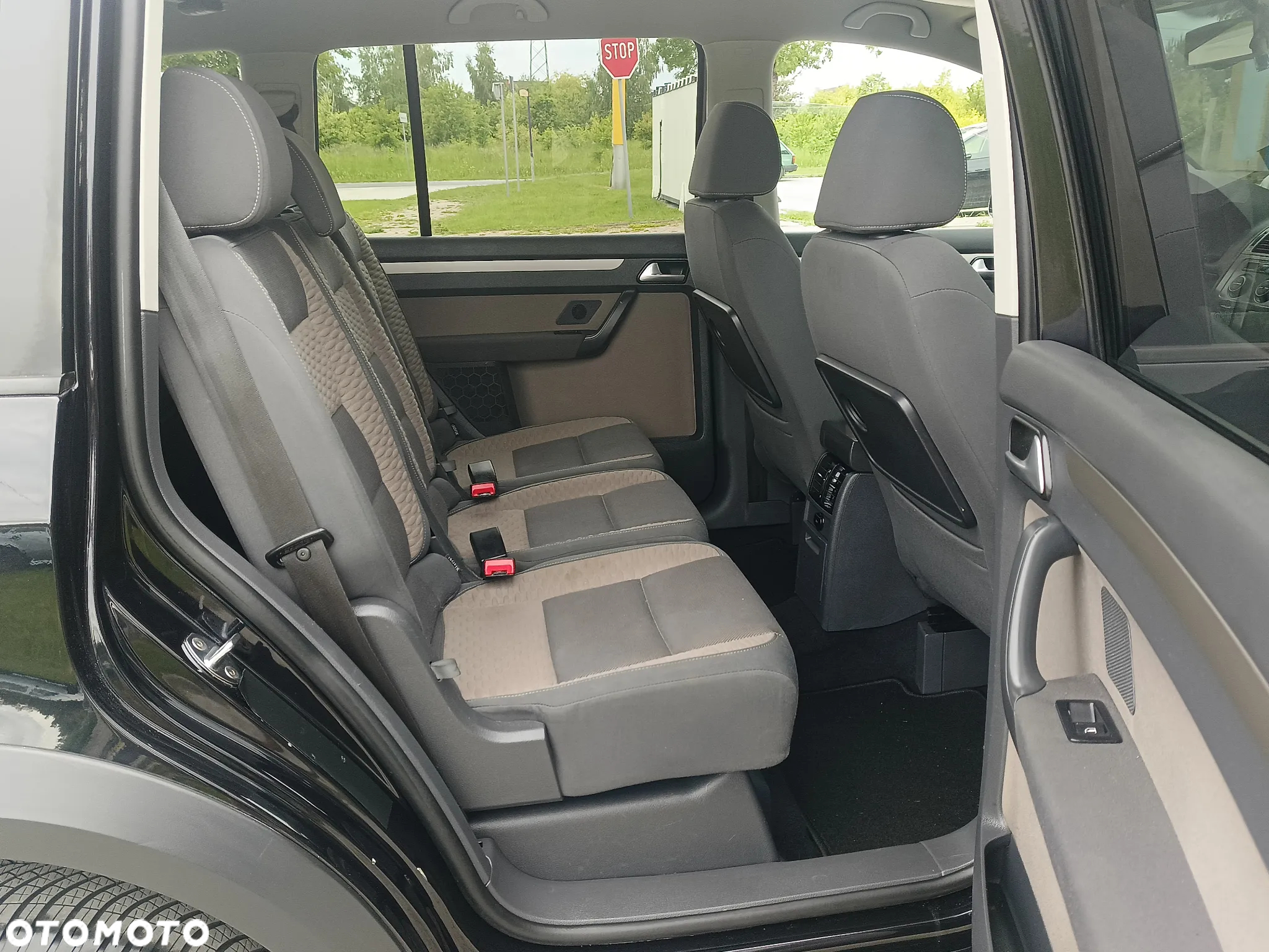 Volkswagen Touran 2.0 TDI DPF Cross - 39