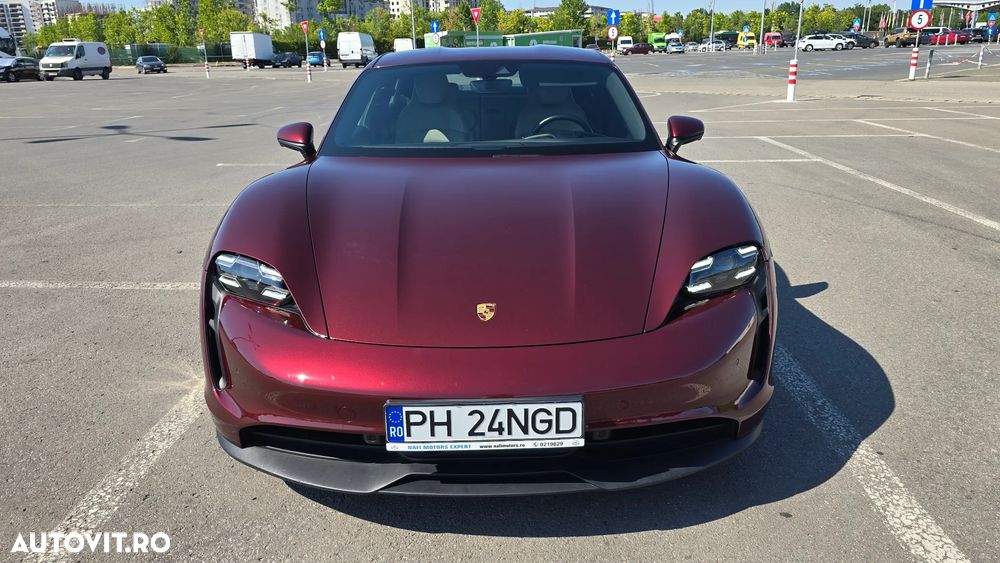Porsche Taycan - 2