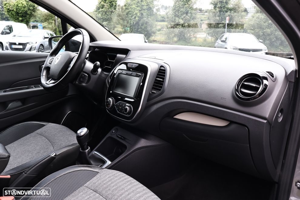 Renault Captur 0.9 TCE Exclusive - 13