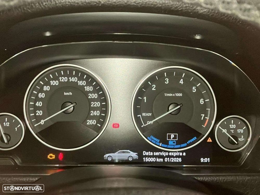 BMW 330 e iPerformance Line Sport - 14