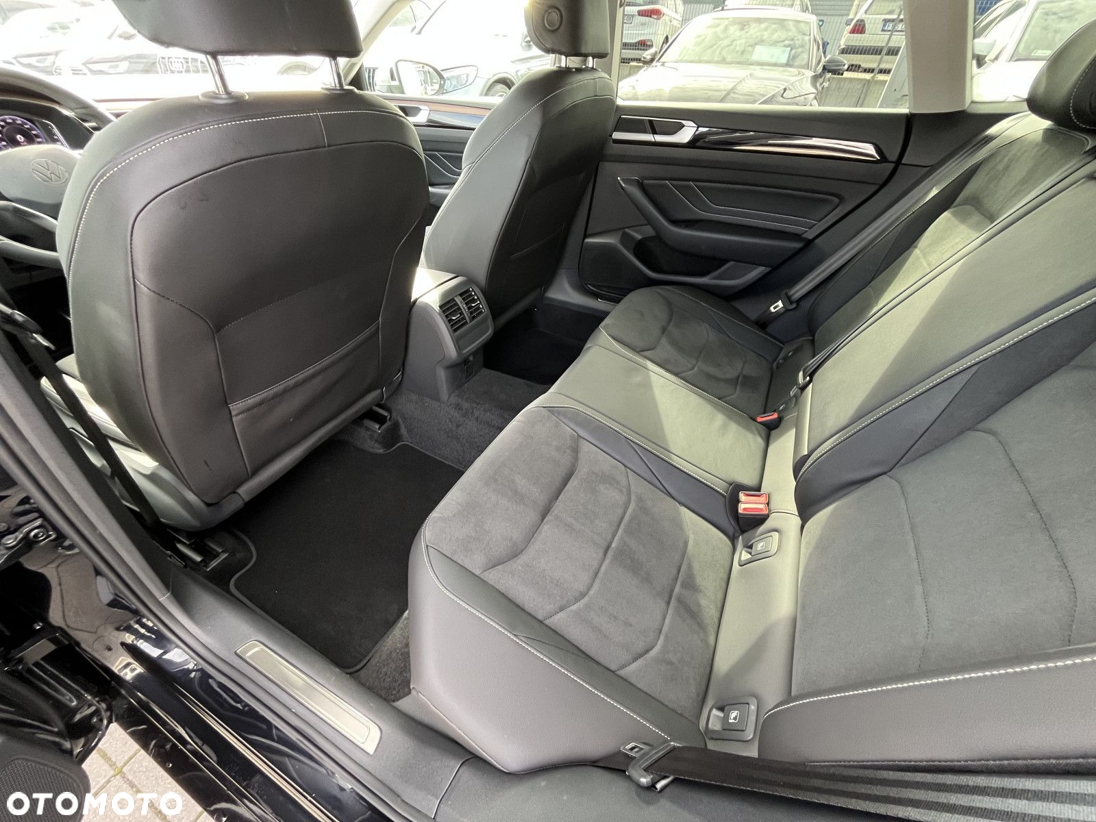 Volkswagen Arteon 2.0 TSI Elegance DSG - 16
