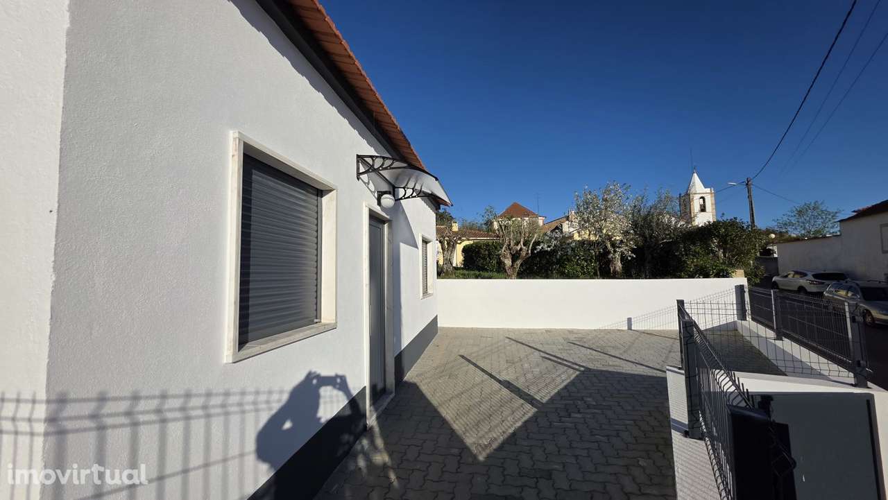 Moradia T2 Pronta a Estrear com bonita vista para o Pôr do Sol - Grande imagem: 4/51