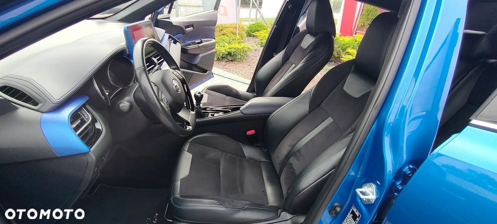 Toyota C-HR 1.2 T Prestige - 28