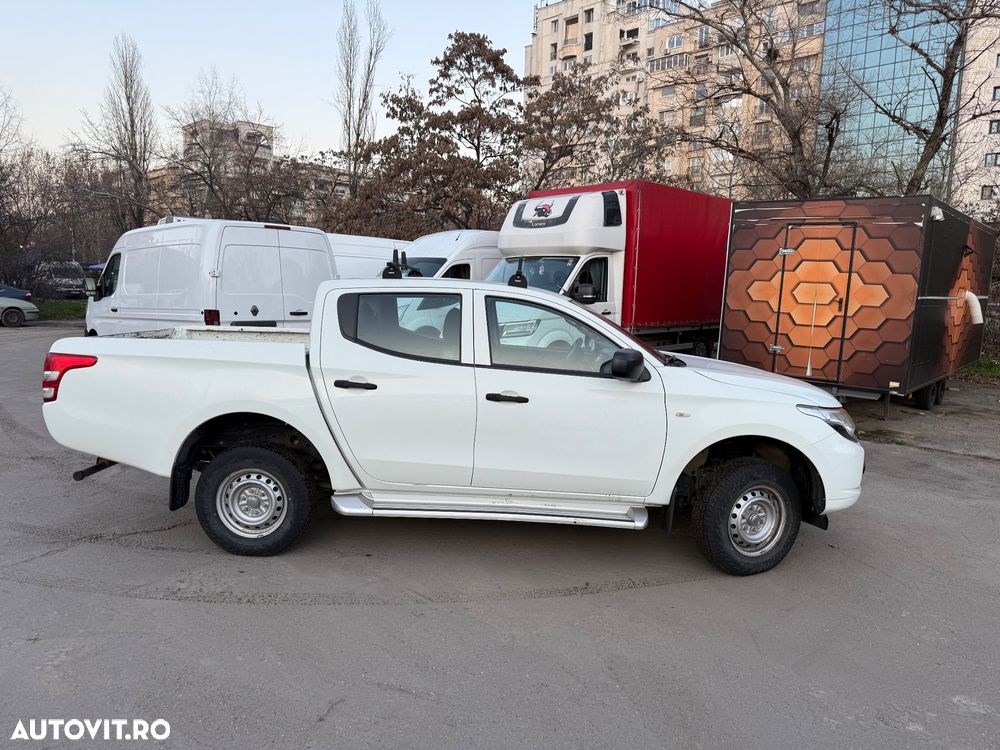 Mitsubishi L200 Double Cab 2.4 DI-D M/T Intense - 27