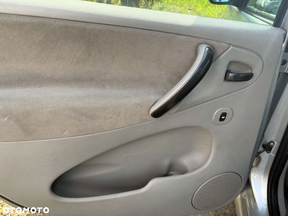 Citroën Xsara Picasso 1.6 HDI SX - 9