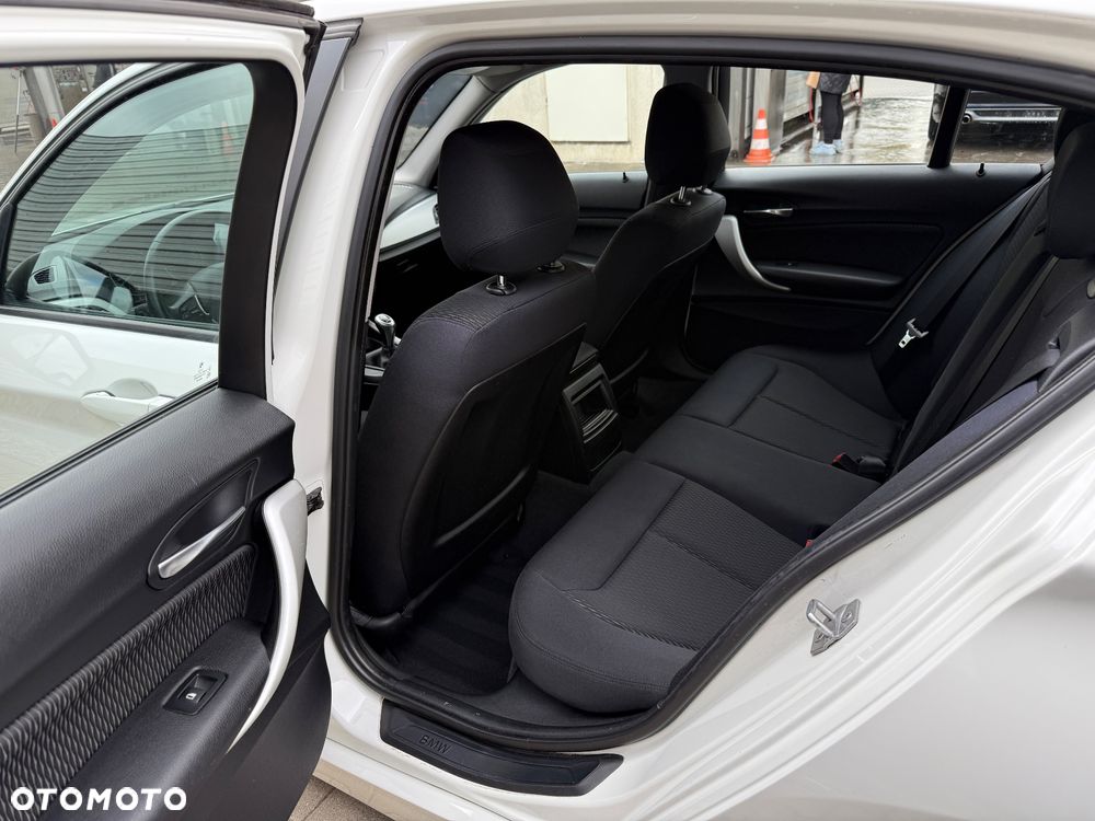BMW Seria 1 116i Sport Line - 13