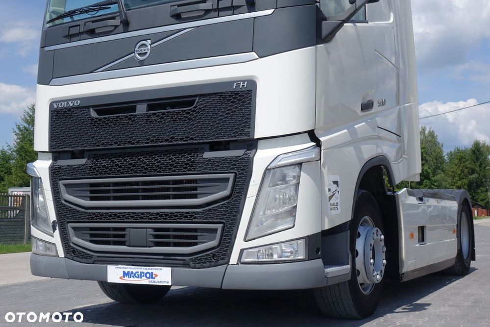 Volvo FH 500 GLOBETROTTER / EURO 6 / STANDARD / AUTOMAT / KLIMATYZACJA POSTOJOWA / LODÓWKA - 9