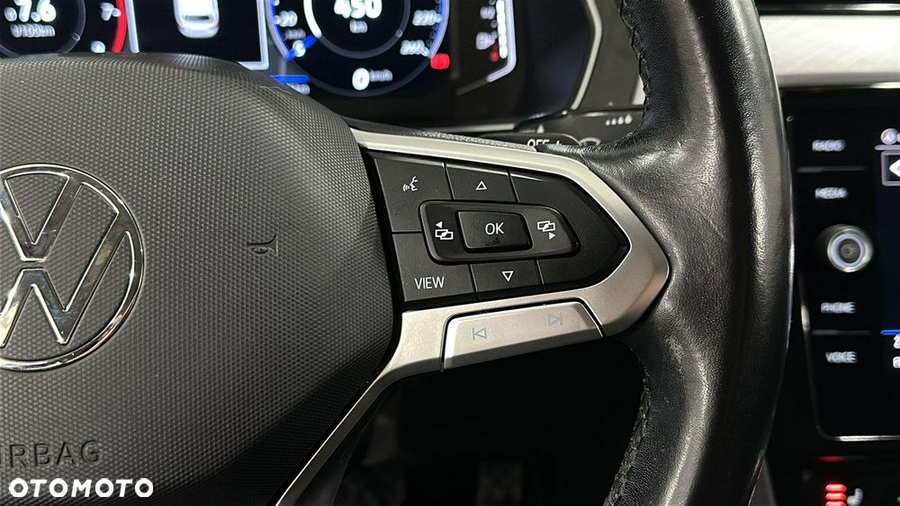 Volkswagen Passat 2.0 TSI Business DSG - 22