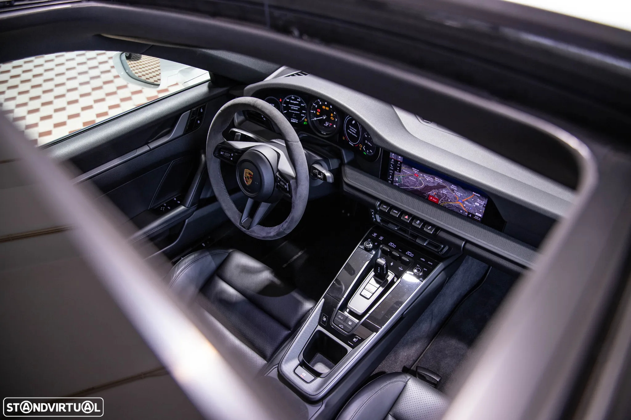 Porsche 911 (992) Carrera PDK - 11