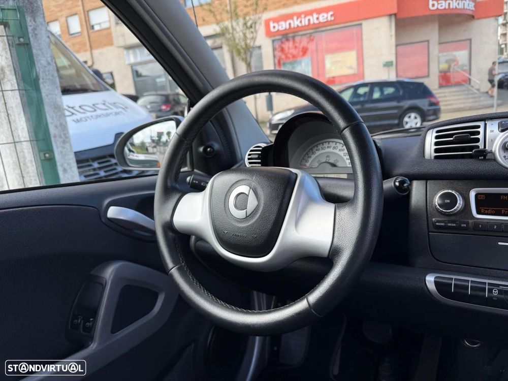 Smart ForTwo Coupé 1.0 mhd Passion 71 - 11