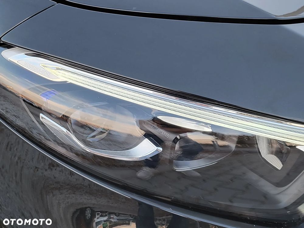 Mercedes-Benz Klasa A 250 e PHEV AMG Line 8G-DCT - 32