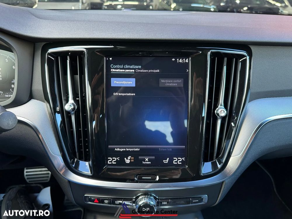 Volvo S60 T5 R-Design - 25