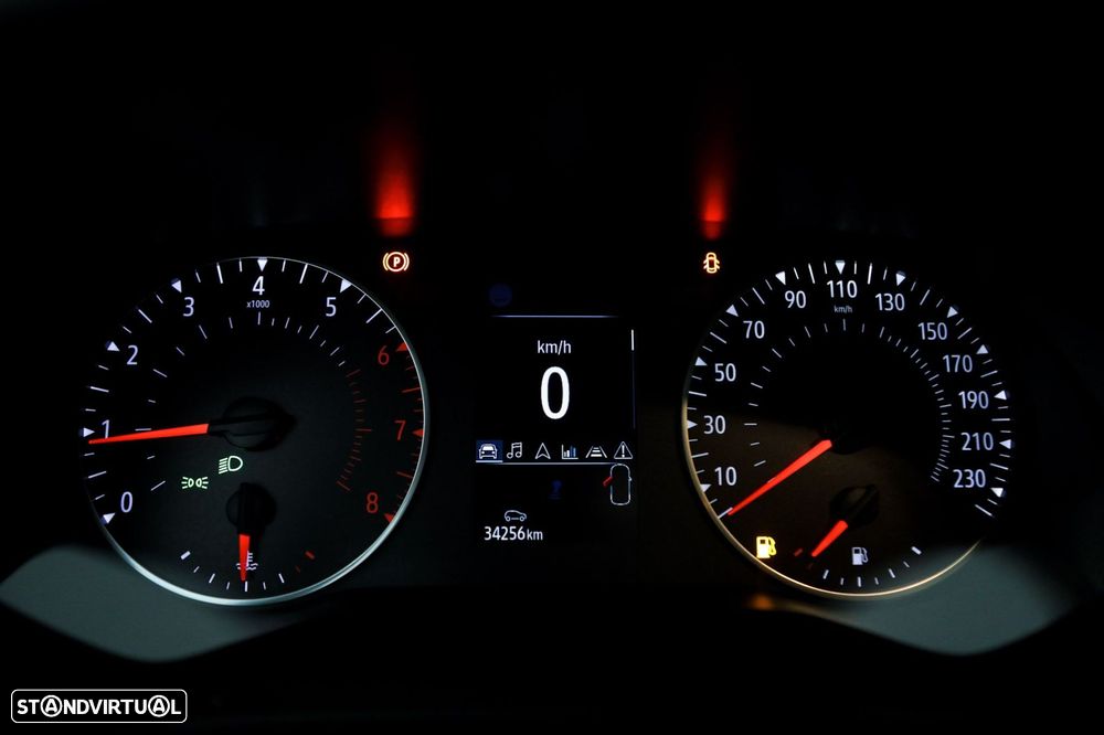 Renault Captur 1.0 TCe Exclusive Bi-Fuel - 28