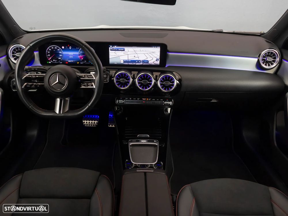 Mercedes-Benz A 200 AMG Line Aut. - 17