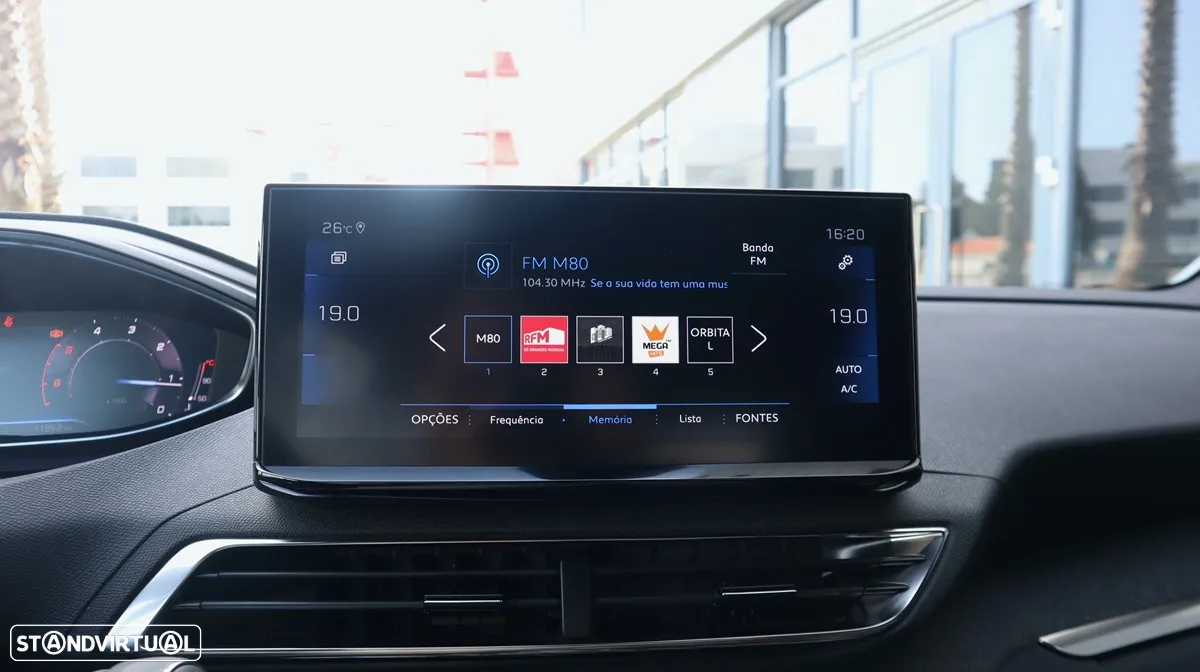Peugeot 5008 1.5 BlueHDi Allure Pack EAT8 - 30