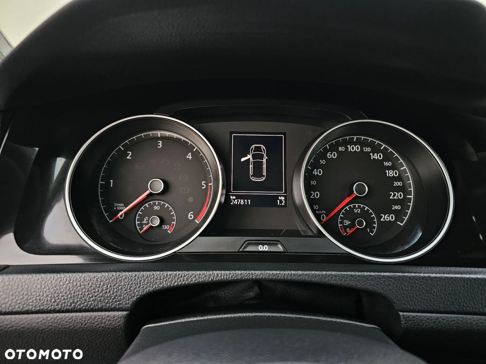 Volkswagen Golf VII Diesel 5-Türer Highline - 26