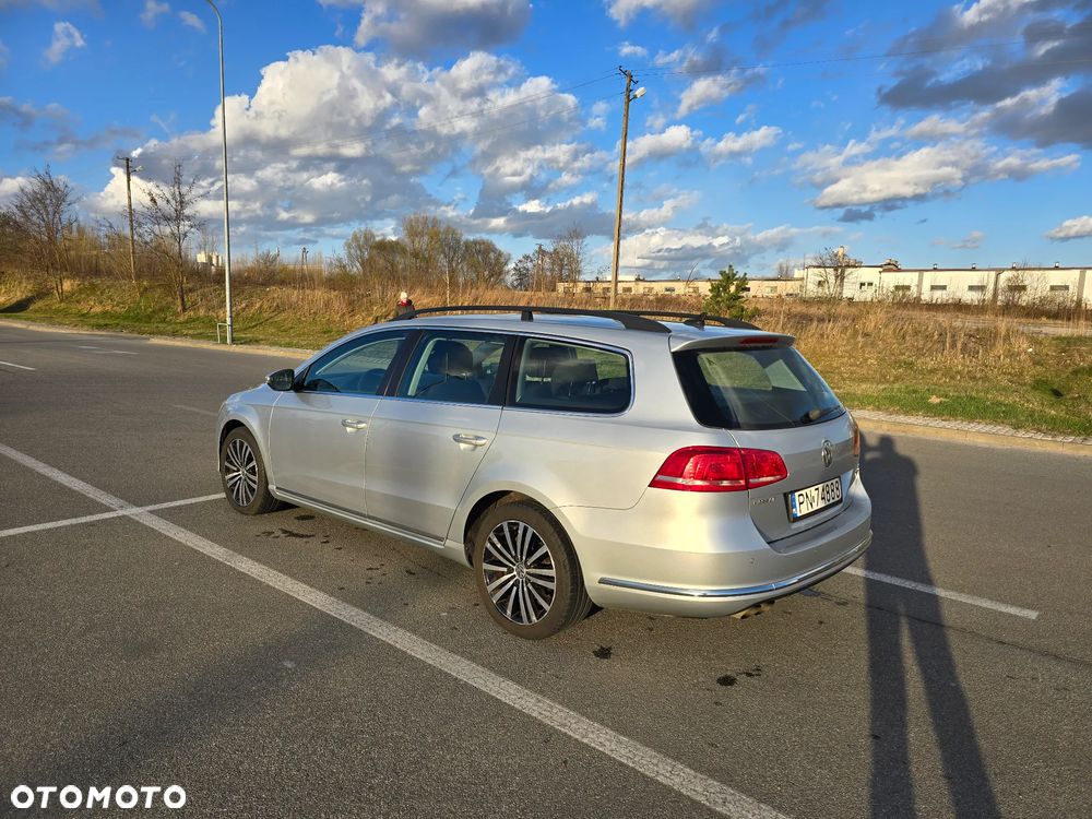 Volkswagen Passat 2.0 TDI Comfortline - 4